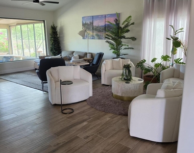 5130 S Marble Drive - Photo Thumbnail 3
