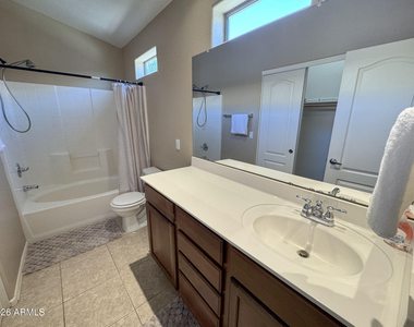 2727 N Price Road - Photo Thumbnail 17