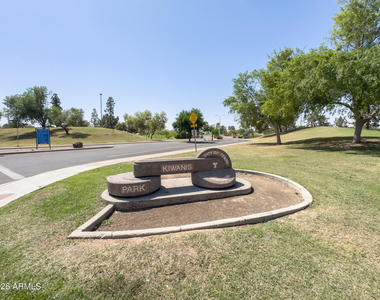 2727 N Price Road - Photo Thumbnail 27