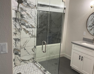 1539 E Beacon Drive - Photo Thumbnail 8