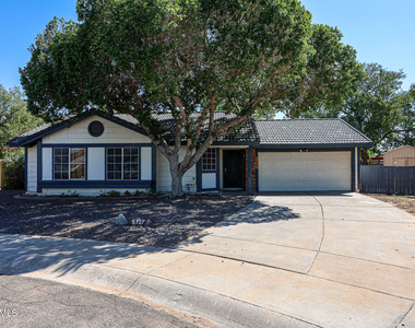 5727 W Villa Maria Drive - Photo Thumbnail 1