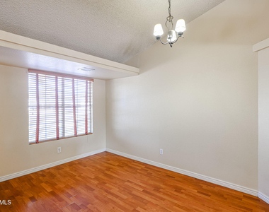 5727 W Villa Maria Drive - Photo Thumbnail 8