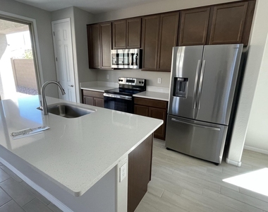 9430 E Sector Drive - Photo Thumbnail 3