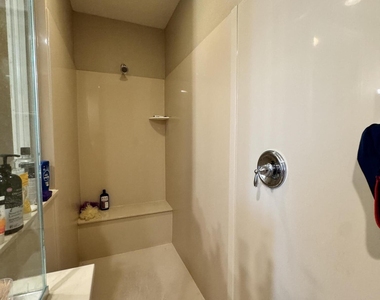 172 E Crescent Place - Photo Thumbnail 17