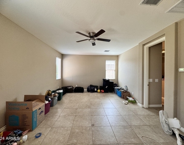 172 E Crescent Place - Photo Thumbnail 19