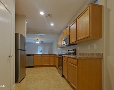 1689 S 235th Drive - Photo Thumbnail 6