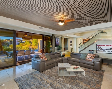 13412 N 14th Place - Photo Thumbnail 26