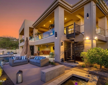 13412 N 14th Place - Photo Thumbnail 67