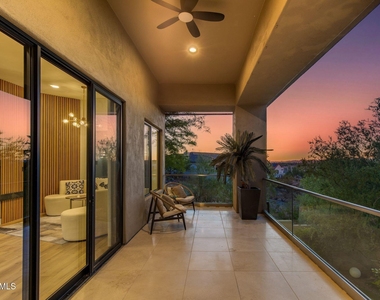 13412 N 14th Place - Photo Thumbnail 61