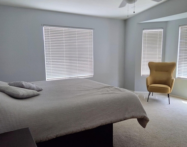45317 W Desert Garden Road - Photo Thumbnail 9