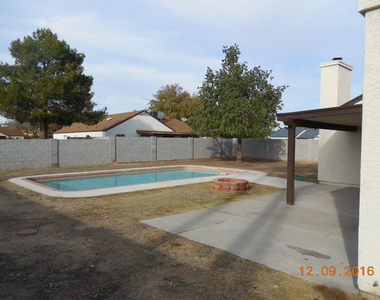 6126 W Maui Lane - Photo Thumbnail 6