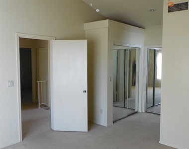 6126 W Maui Lane - Photo Thumbnail 24