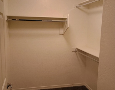 3330 S Gilbert Road - Photo Thumbnail 8