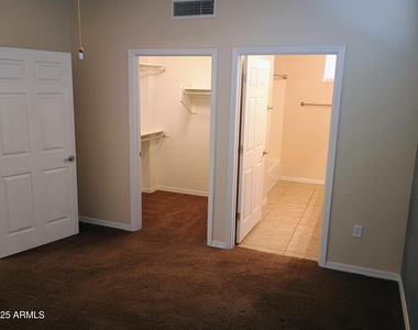 3330 S Gilbert Road - Photo Thumbnail 7