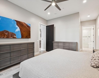 19355 N 73rd Way - Photo Thumbnail 12