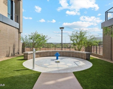 19355 N 73rd Way - Photo Thumbnail 21