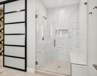 19355 N 73rd Way - Photo Thumbnail 14