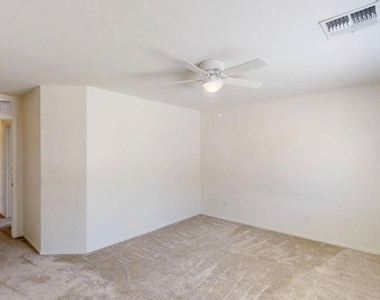 22932 W Morning Glory Street - Photo Thumbnail 15