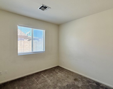 22932 W Morning Glory Street - Photo Thumbnail 24