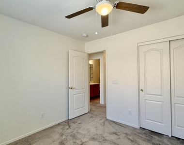 22932 W Morning Glory Street - Photo Thumbnail 20