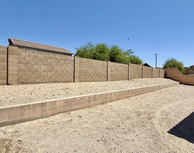 22932 W Morning Glory Street - Photo Thumbnail 30