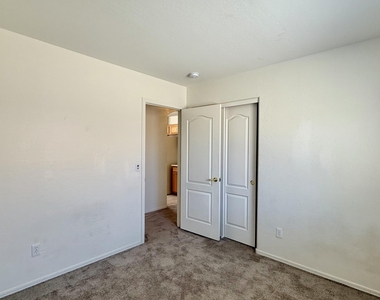 22932 W Morning Glory Street - Photo Thumbnail 25