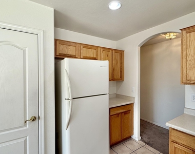 22932 W Morning Glory Street - Photo Thumbnail 11
