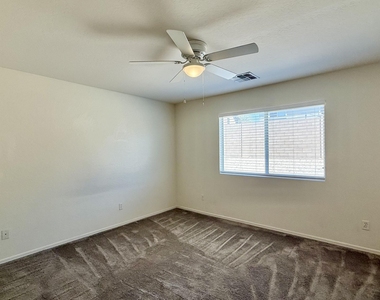 22932 W Morning Glory Street - Photo Thumbnail 26