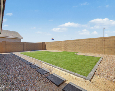 7922 W Sands Road - Photo Thumbnail 18