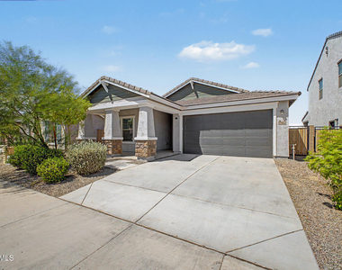 7922 W Sands Road - Photo Thumbnail 1