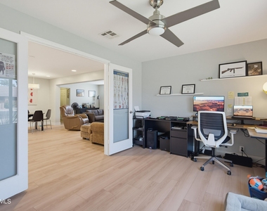 4109 N 34th Street - Photo Thumbnail 9