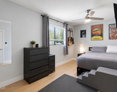 4109 N 34th Street - Photo Thumbnail 12