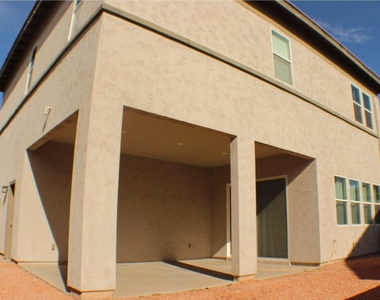 15715 W Melvin Street - Photo Thumbnail 15