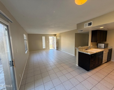 14806 N Yerba Buena Way - Photo Thumbnail 7