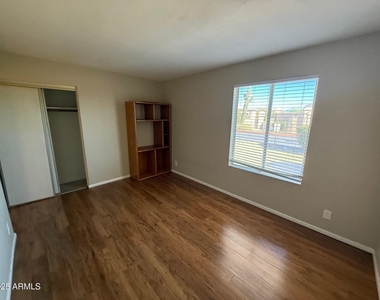 14806 N Yerba Buena Way - Photo Thumbnail 12