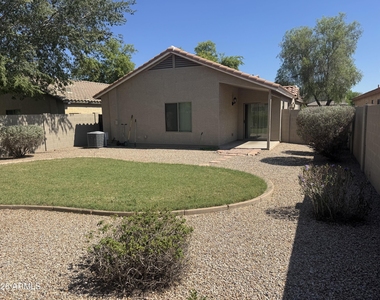28866 N Coal Avenue - Photo Thumbnail 16