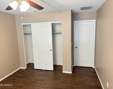 28866 N Coal Avenue - Photo Thumbnail 19