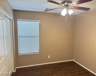 28866 N Coal Avenue - Photo Thumbnail 12