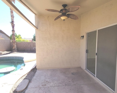 845 W Vaughn Avenue - Photo Thumbnail 24
