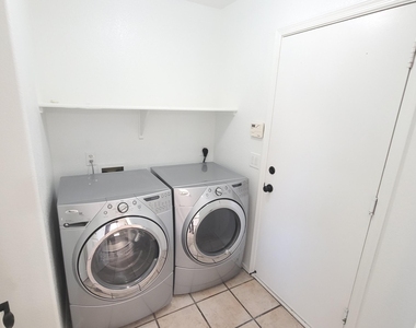 845 W Vaughn Avenue - Photo Thumbnail 23