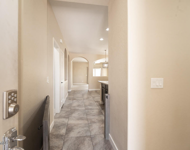 28342 N Cactus Flower Circle - Photo Thumbnail 2