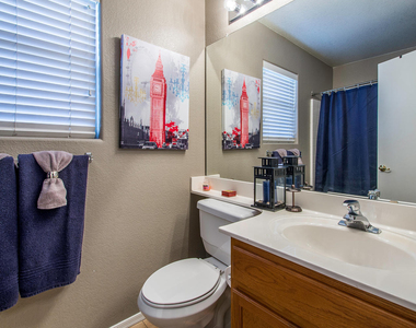 13314 W Mauna Loa Lane - Photo Thumbnail 6