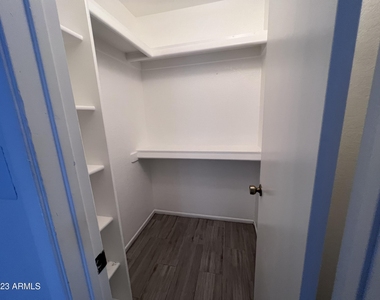 95 N Cooper Road - Photo Thumbnail 15