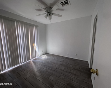 95 N Cooper Road - Photo Thumbnail 14