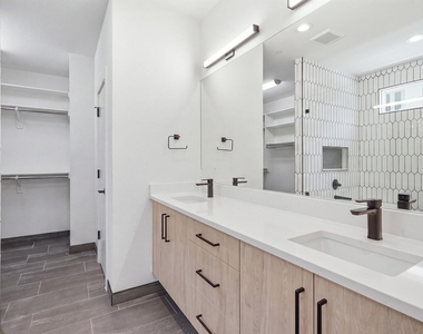 1525 Pecos - Photo Thumbnail 8