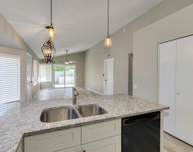 5237 W Jupiter Way N - Photo Thumbnail 11