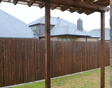 429 Mariscal Place - Photo Thumbnail 10