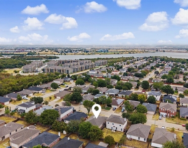 5225 Newcastle Lane - Photo Thumbnail 30