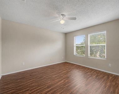 5225 Newcastle Lane - Photo Thumbnail 13