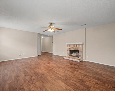 5225 Newcastle Lane - Photo Thumbnail 8